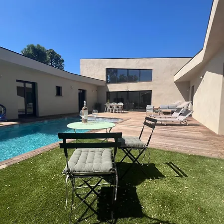 A Felicita Sainte-Lucie de Porto-Vecchio